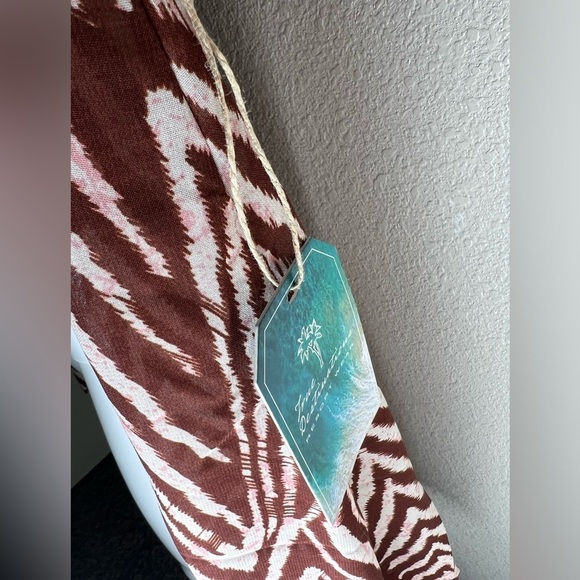 True Destination Challis Printed Long Beach Cover Up - Picture 13 of 14